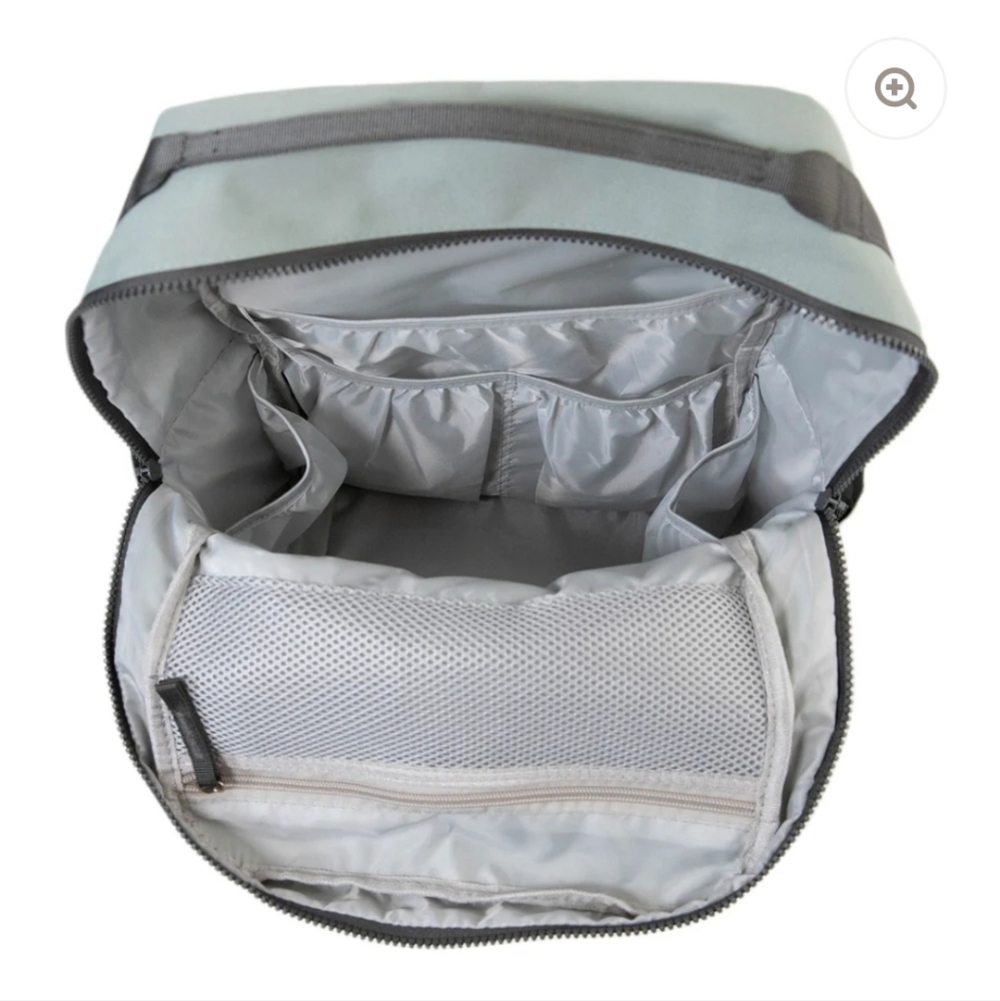 Red Rovr Roo Diaper Backpack - Picture 6 of 10